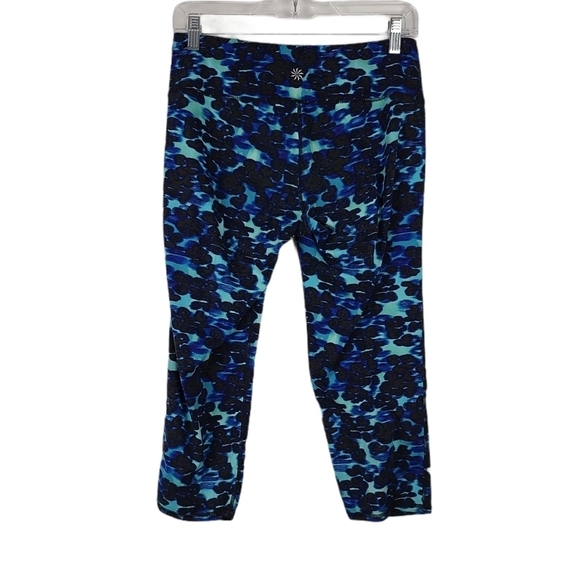 Athleta Chaturanga Blue Leopard Print Capri Medium - Picture 2 of 4